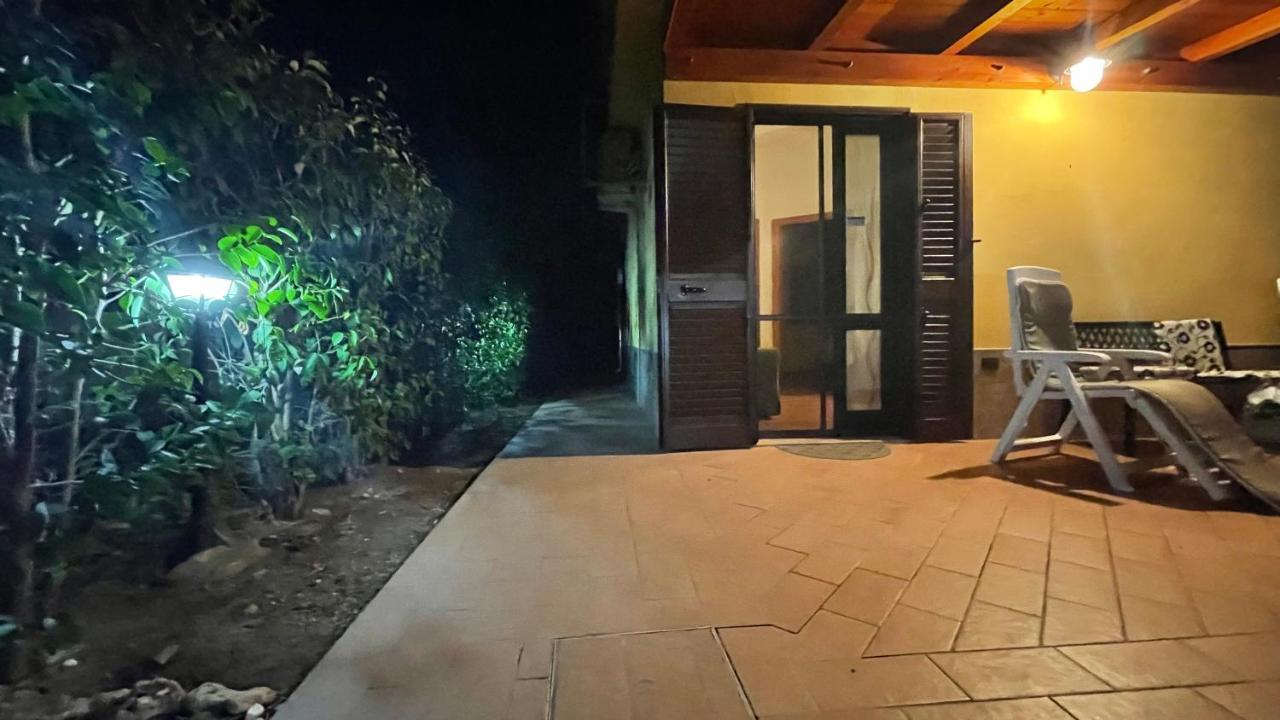 Casa Malo' Villa Ovile la Marinella Exterior photo