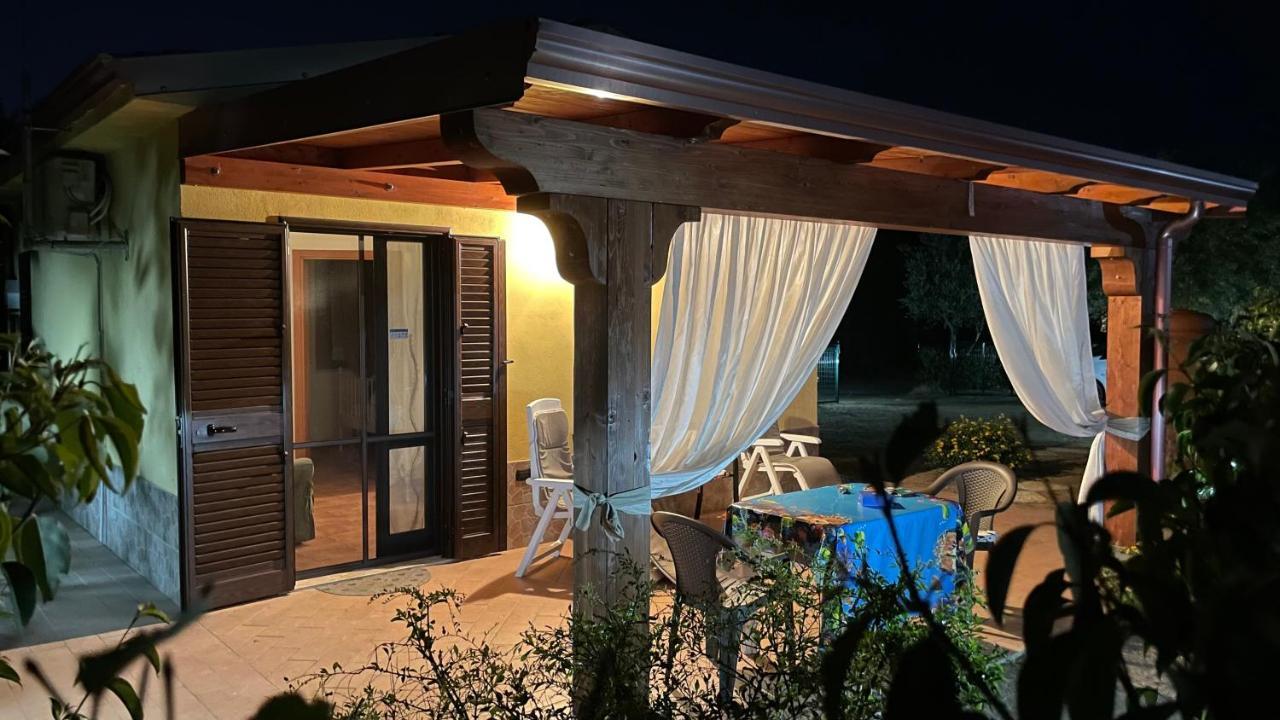 Casa Malo' Villa Ovile la Marinella Exterior photo